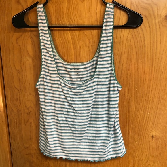 American Eagle Outfitters Tops - Soft & Sexy cropped tank